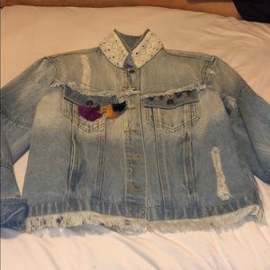 Jacks girlfriend elephant jean jacket. XS